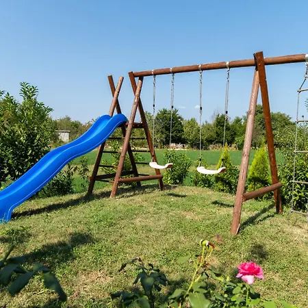 Сasa de vacaciones Two Stone Iva